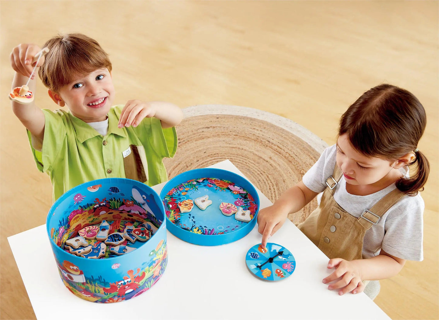Save the Seas: 2-in-1 Magnetic Fishing Game